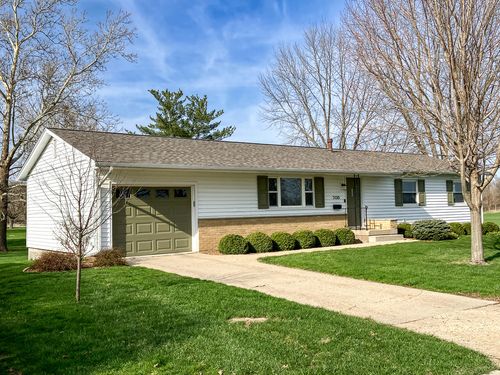 506 Maple Ave, Morrison, IL, 61270-2938 | Card Image