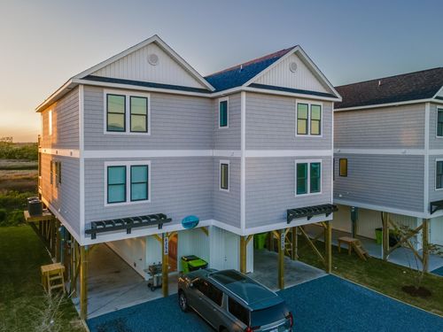 b-827 N New River Dr, Surf City, NC, 28445-6614 | Card Image