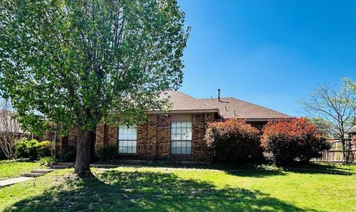 2246 Arbor Creek Dr, Carrollton, TX, 75010-4053 | Card Image
