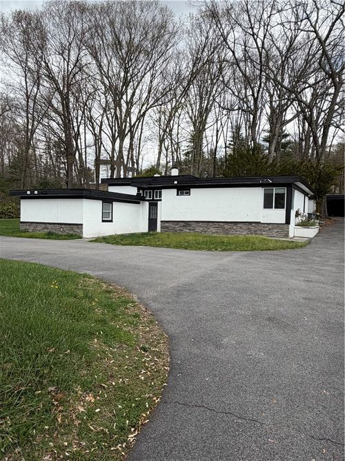 35 Fenwood Ave, Smithfield, RI, 02917-3907 | Card Image