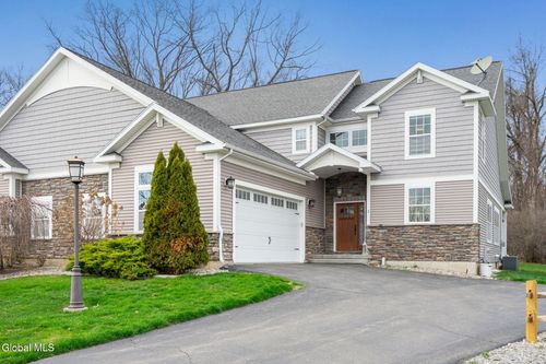 2 Vista Court, Clifton Park, NY, 12065 | Card Image