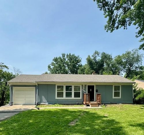6300 E 149th St, Grandview, MO, 64030-4324 | Card Image