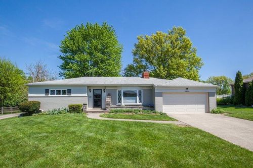 5600 Cooper Rd, Cincinnati, OH, 45242 | Card Image
