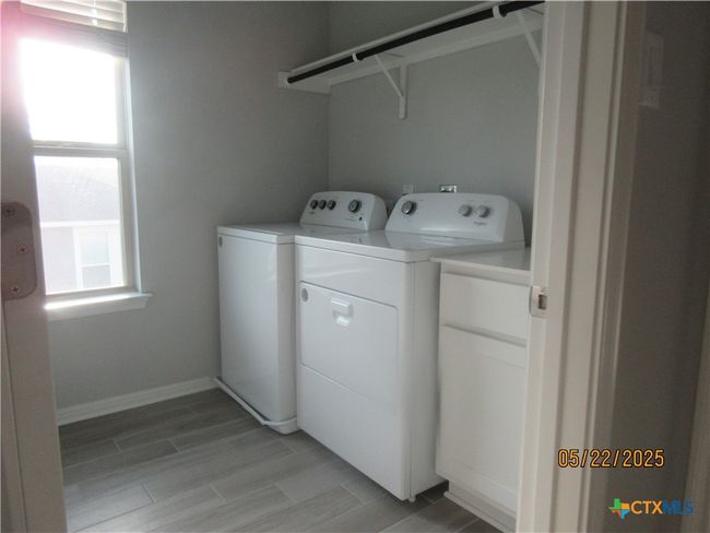 Uostairs Laundry Room | Image 17