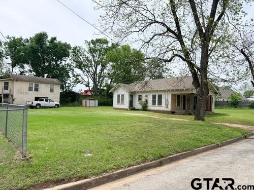 803 Kelly St, Jacksonville, TX, 75766-3123 | Card Image