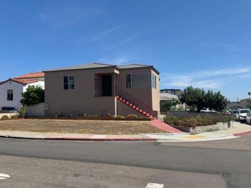 3102 Fenelon St, San Diego, CA, 92106 | Card Image