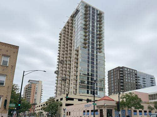 601-1212 N La Salle Dr, Chicago, IL, 60610-8028 | Card Image