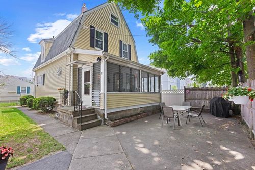 8A 3rd St, Medford, MA, 02155 | Card Image