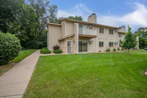 8811 Jasmine Ln, Eden Prairie, MN, 55344-3913 | Card Image