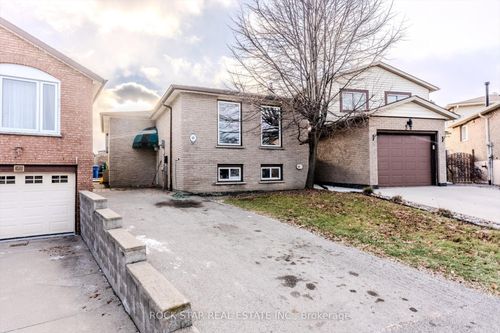 40 Jamie Ann Court, Hamilton, ON, L8W1Y5 | Card Image