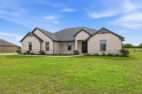 8190 Kassandra Dr, Sanger, TX, 76266-2319 | Card Image
