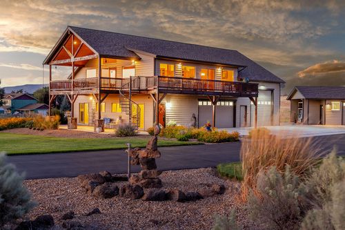 12855 Sw Ayres Ln, Powell Butte, OR, 97753-1909 | Card Image