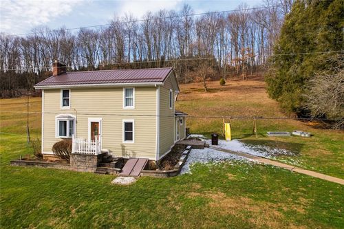 276 Weiland Rd, Chicora, PA, 16025-4014 | Card Image