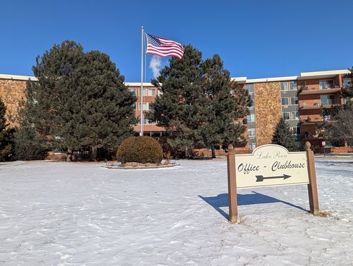 apt-425n-18 E Old Willow Rd, Prospect Heights, IL, 60070-1963 | Card Image