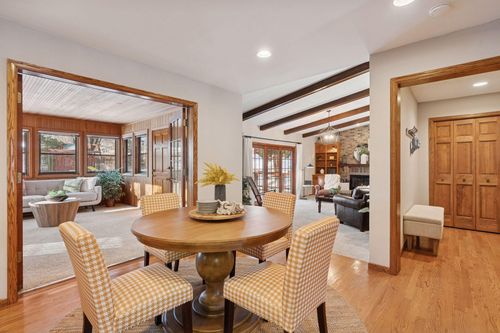 12500 Pinehurst Dr, Burnsville, MN, 55337-3454 | Card Image