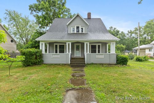 322 322 Eastman St Street, Breckenridge Village, MI, 48615 | Card Image
