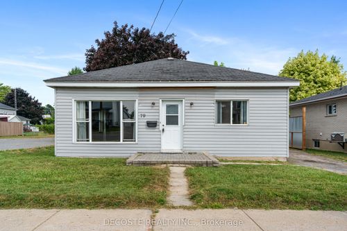 79 Lochiel St E, North Glengarry, ON, K0C1A0 | Card Image