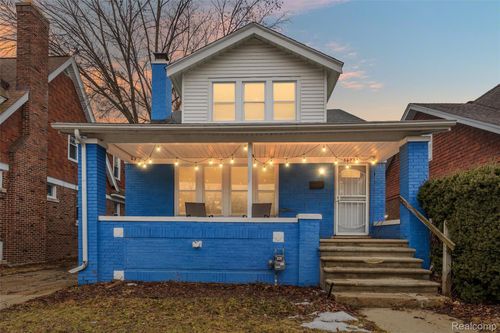 3675 Bedford St, Detroit, MI, 48224-3616 | Card Image