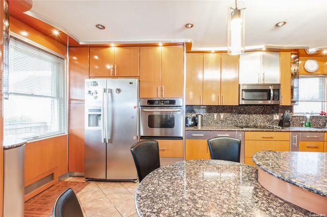 3187 Oceanside Rd, House other with 4 bedrooms, 2 bathrooms and null parking in Oceanside NY | Image 6