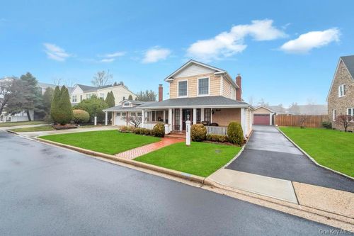 136 Harrison Ave, Bethpage, NY, 11714-3510 | Card Image