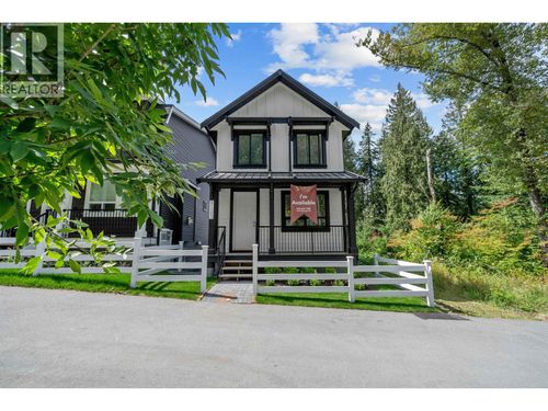 11253 252 St, Maple Ridge, BC, V2W1G9 | Card Image