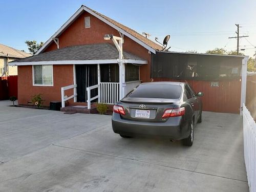 213 Lafayette Ave, Lindsay, CA, 93247-2339 | Card Image