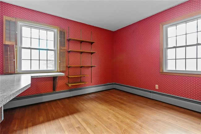 Office/Laundry | Image 9