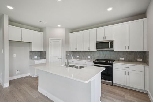 2102 Dunbar Dr, Sherman, TX, 75092-1216 | Card Image