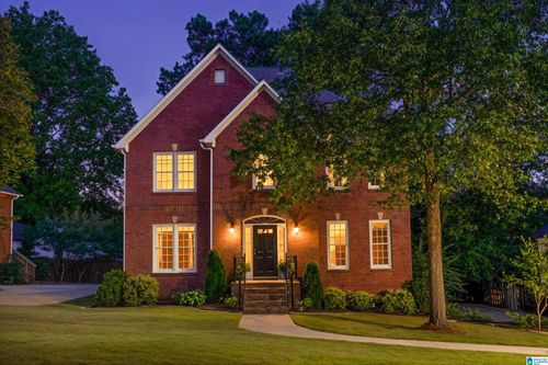 1674 Crossgate Dr, Vestavia Hills, AL, 35216-3187 | Card Image