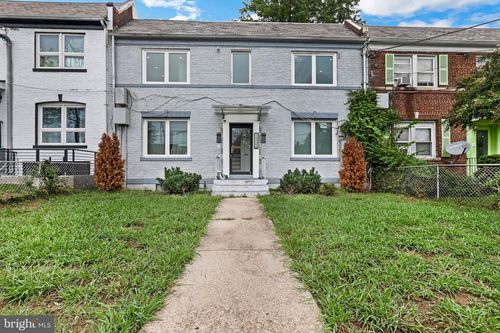 apt-3-1332 Bryant St Ne, WASHINGTON, DC, 20018-1173 | Card Image