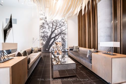 836-1830 Bloor St W, Toronto, ON, M6P0A2 | Card Image