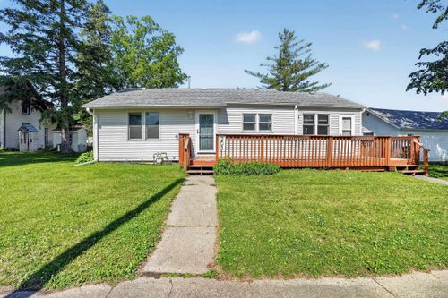 203 5th St, Parkersburg, IA, 50665-2008 | Card Image