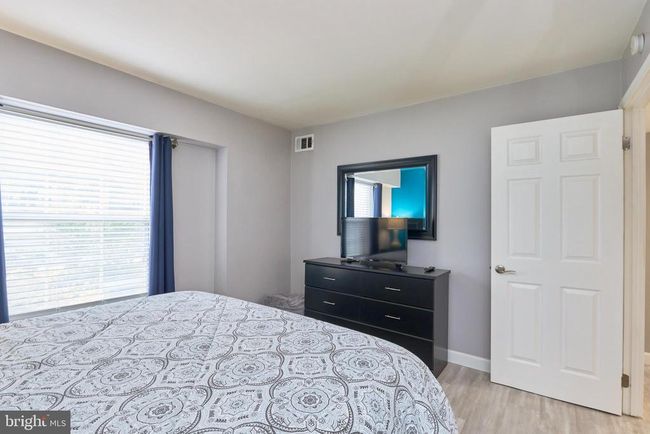 APT-205 - 7621 Tremayne Pl, Condo with 2 bedrooms, 1 bathrooms and null parking in MCLEAN VA | Image 26