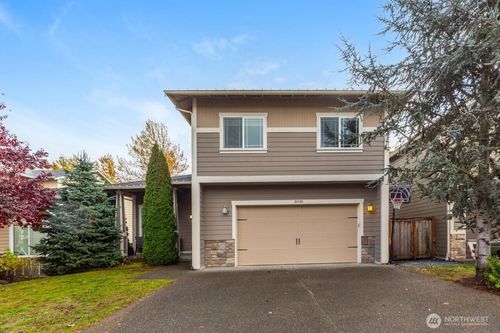 24308 185th Loop Se, Covington, WA, 98042-7236 | Card Image