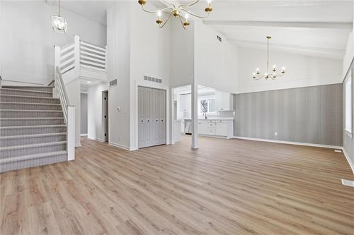 6507 Goodman Dr, Mission, KS, 66202-3750 | Card Image