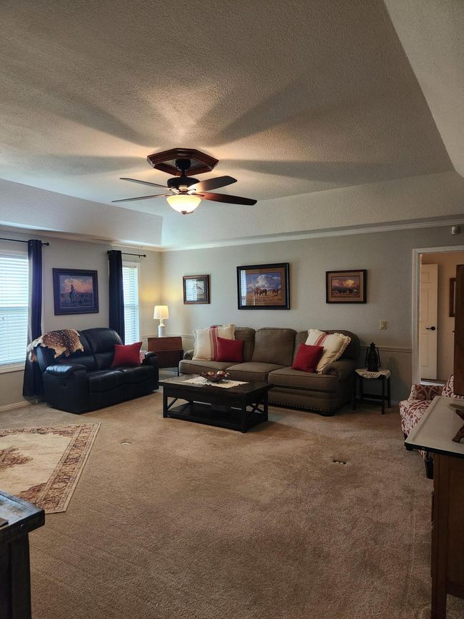 507 Mesa Dr, House other with 3 bedrooms, 2 bathrooms and null parking in Plainview TX | Image 4