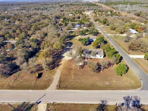 120 N Webberwood Way, Elgin, TX, 78621-5411 | Card Image