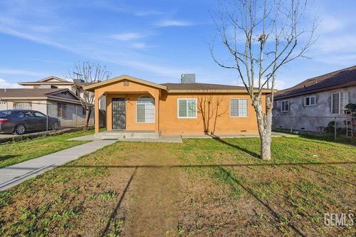 420 Dover Pl, Delano, CA, 93215-3210 | Card Image