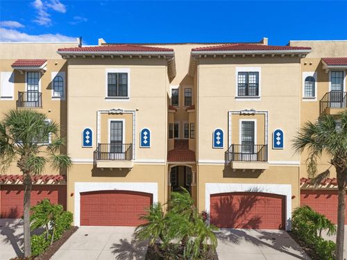 6411 Mayra Shores Ln, APOLLO BEACH, FL, 33572-3074 | Card Image