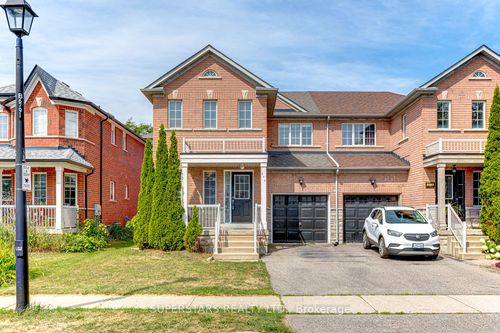 370 Flagstone Way, Newmarket, ON, L3X2R3 | Card Image