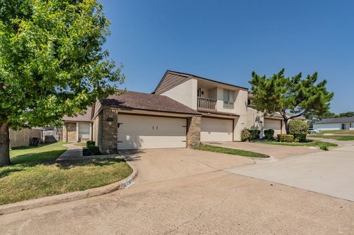 6107 Spyglass Ln, Garland, TX, 75043-5625 | Card Image