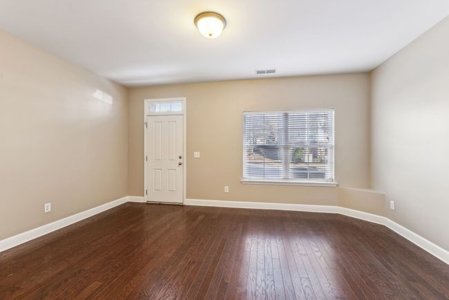 8202 Lenox Creekside Dr, Townhouse with 2 bedrooms, 3 bathrooms and 2 parking in Antioch TN | Image 9