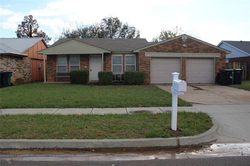 1012 Sw 103rd St, Oklahoma City, OK, 73139-2953 | Card Image