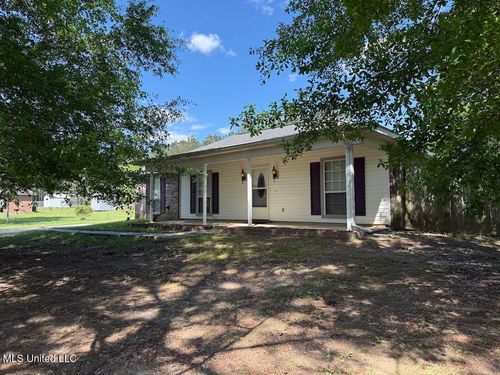 25 Brielle Ln, Wiggins, MS, 39577-8009 | Card Image