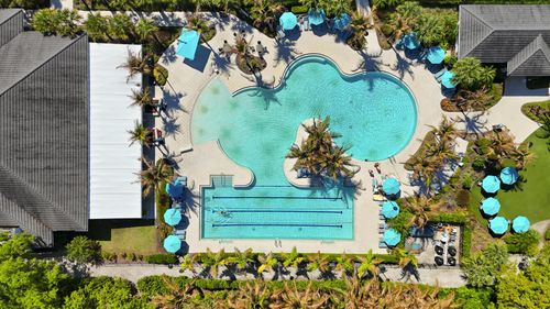 207-5172 Club Way, Stuart, FL, 34997-8705 | Card Image