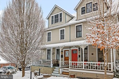 55 Buttonwood St, NEW HOPE, PA, 18938-1305 | Card Image