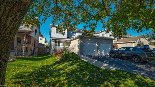 23 Freeman Cres, Simcoe, ON, N3Y5J9 | Card Image