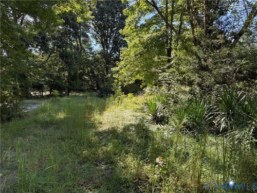 22221 Jetersville Rd, Jetersville, VA, 23083-2857 | Card Image