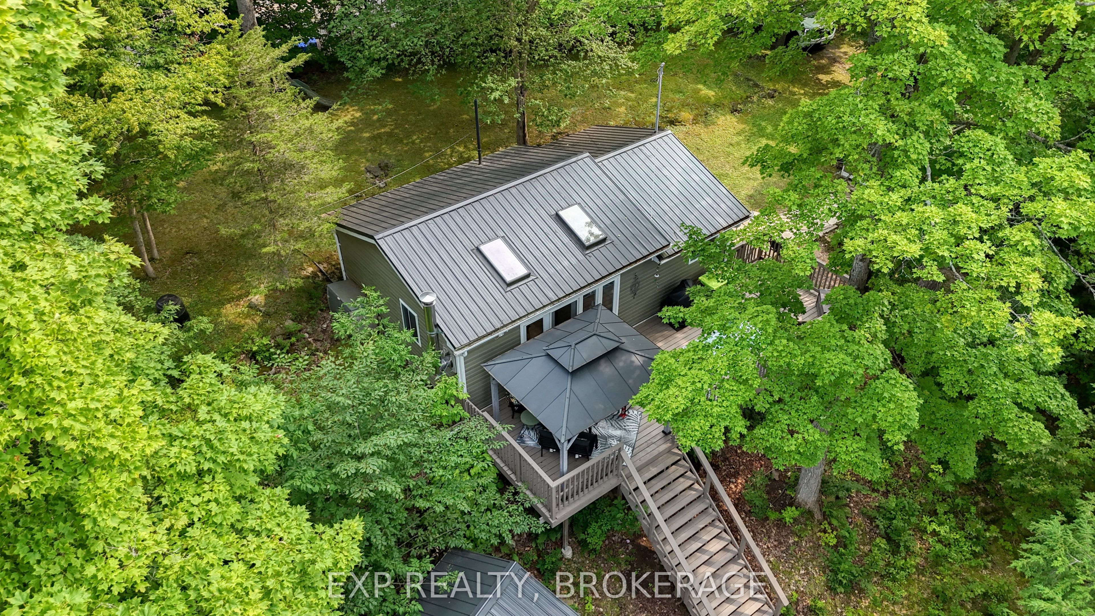 Residential in Frontenac 2
