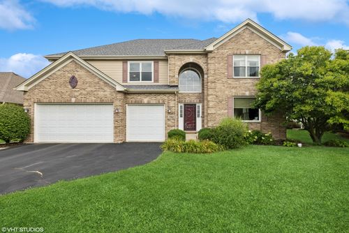 760 Fox Trail Ter, Cary, IL, 60013-3242 | Card Image
